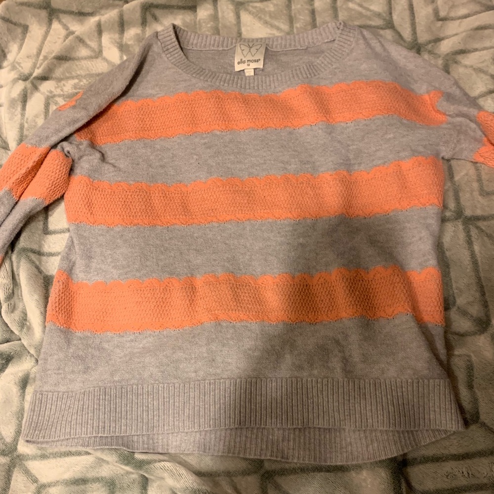 Knits sweater